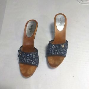 GUESS slip on with wooden sole made in Italy